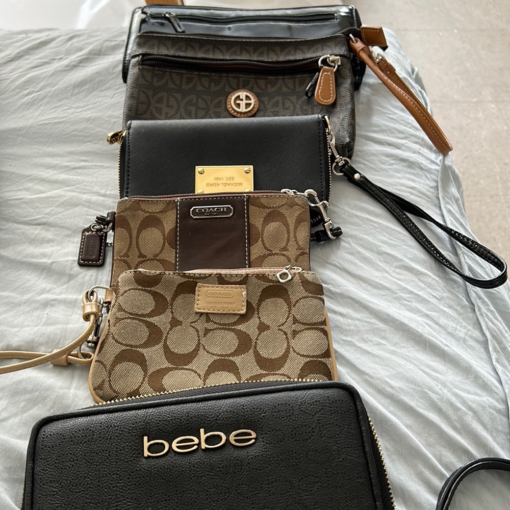 Clutch all almost 97 % new except 1 bug all these brands for a cheap price